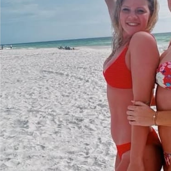 Triangl: Maia-Mato - Picture 3 of 3